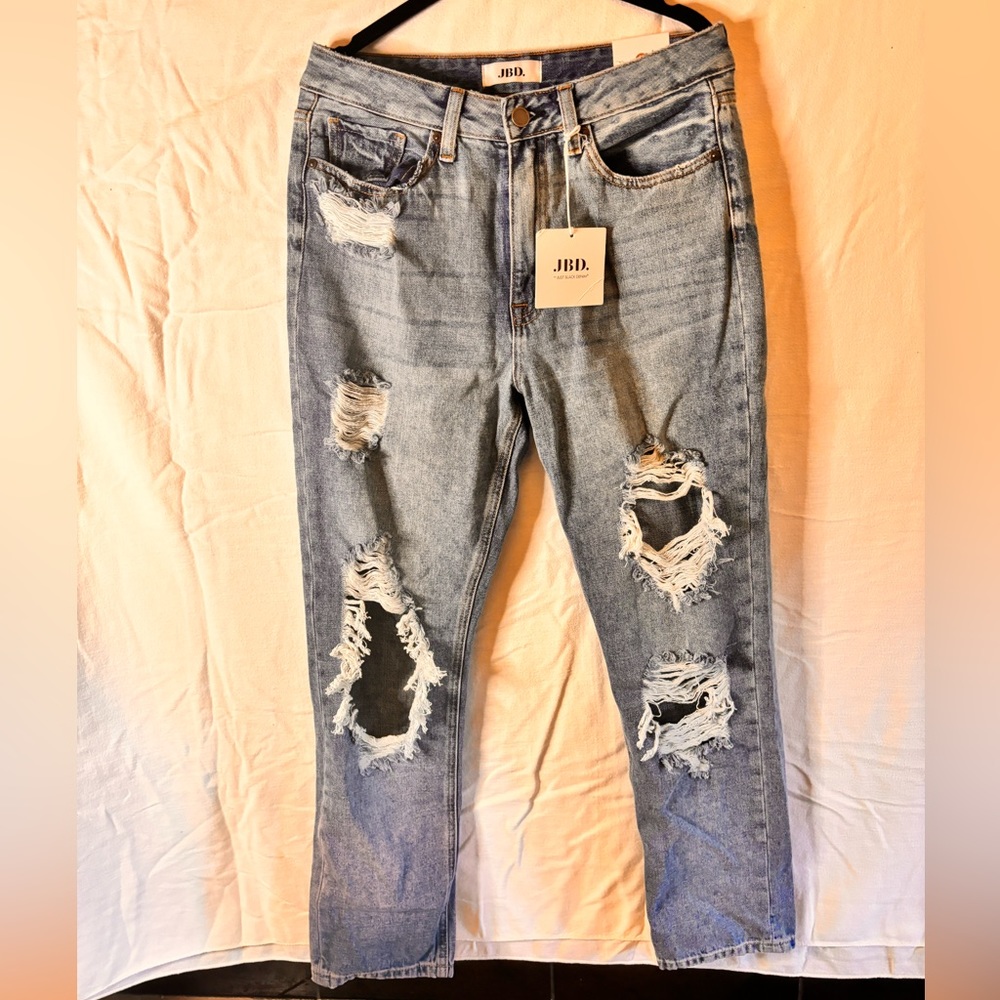 NWT jeans size 28